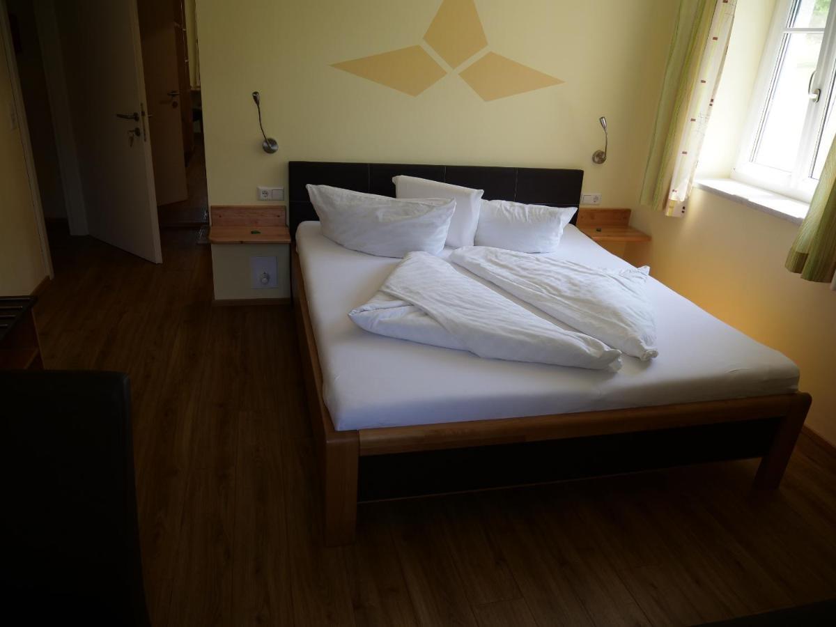 Lugerfarm Hotell Melk Exteriör bild